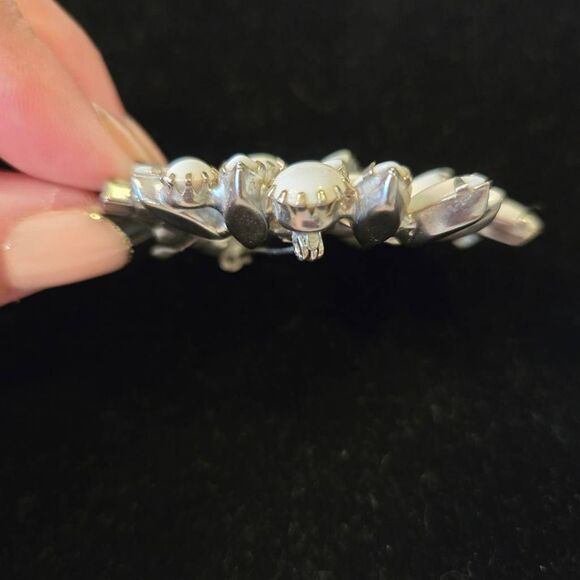 Vintage Mikglass Bead Brooch Pin 1960s - Picture 3 of 7